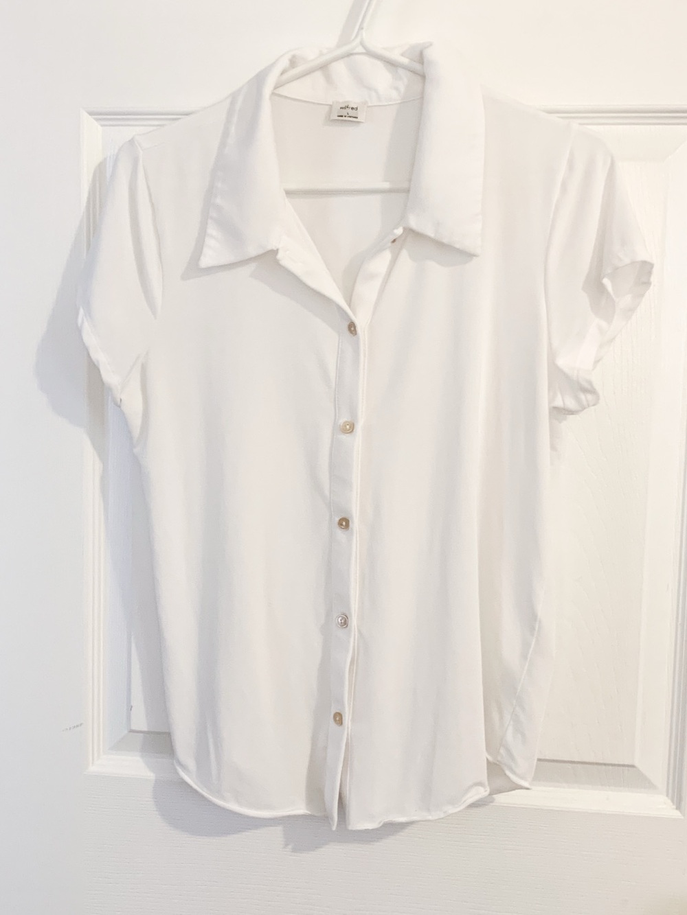 Wilfred White Short-Sleeve Button-Down Blouse - size L